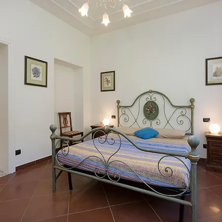 فيلة Villarenza Oliveto Lario